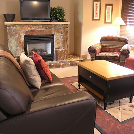 Red Mountain Village Condos Rossland Habitación foto
