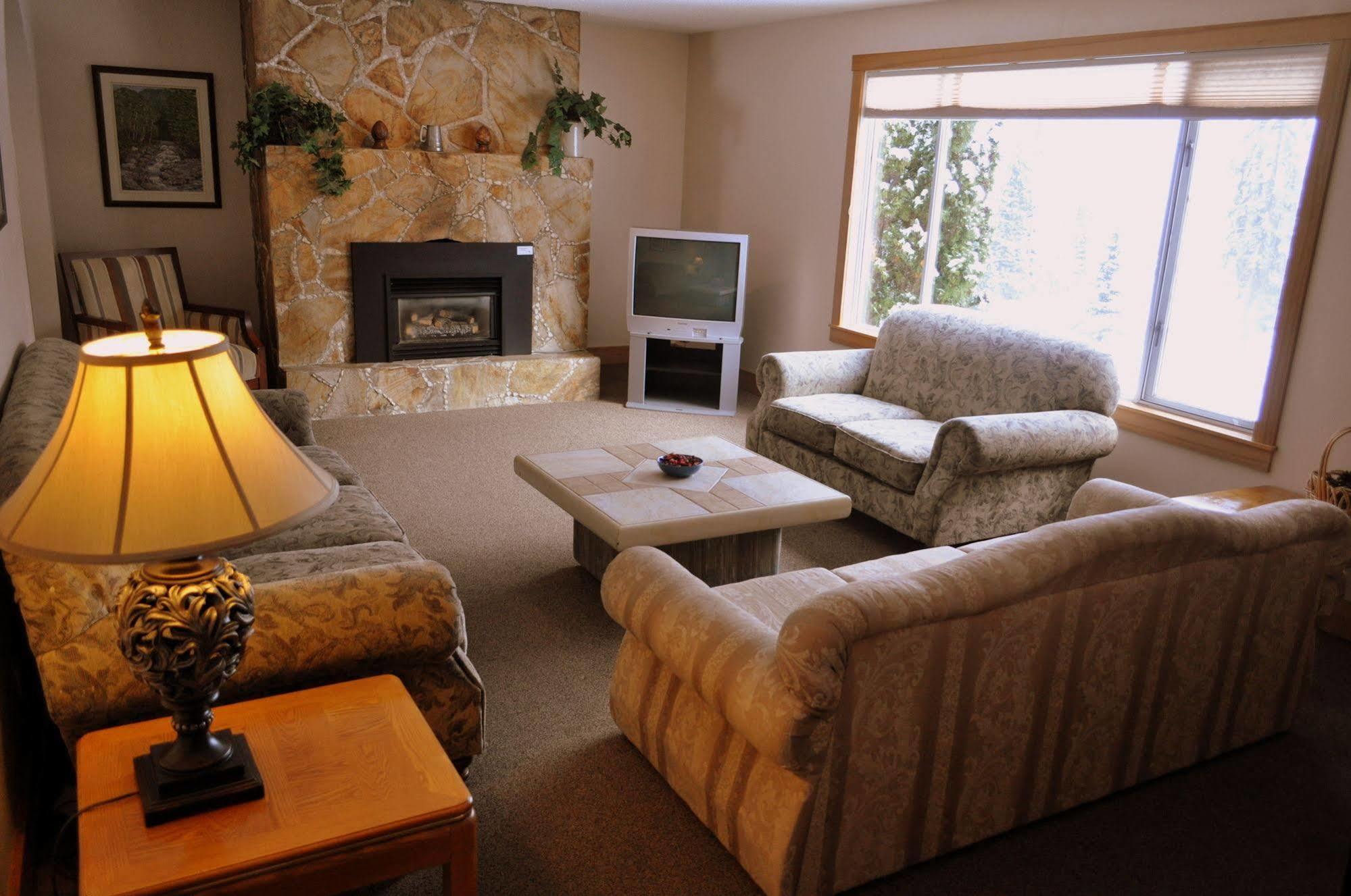 Red Mountain Village Condos Rossland Exterior foto