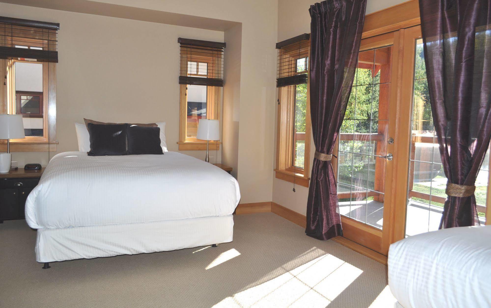 Red Mountain Village Condos Rossland Exterior foto